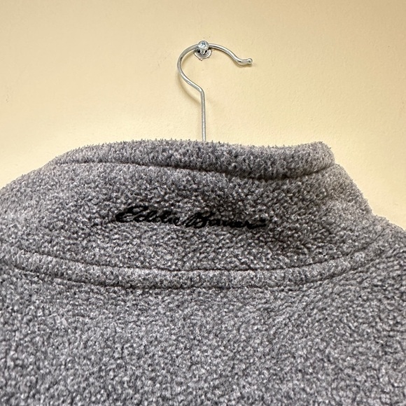 Eddie Bauer Gray Men’s Half Zip - Picture 5 of 10